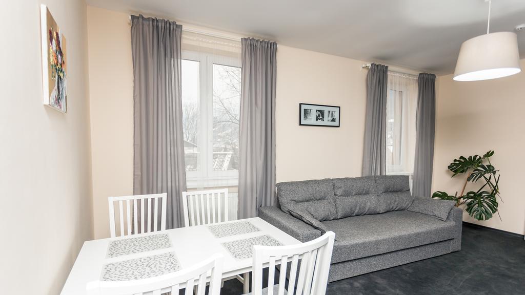 Rakhiv Hotel & Apartments Extérieur photo
