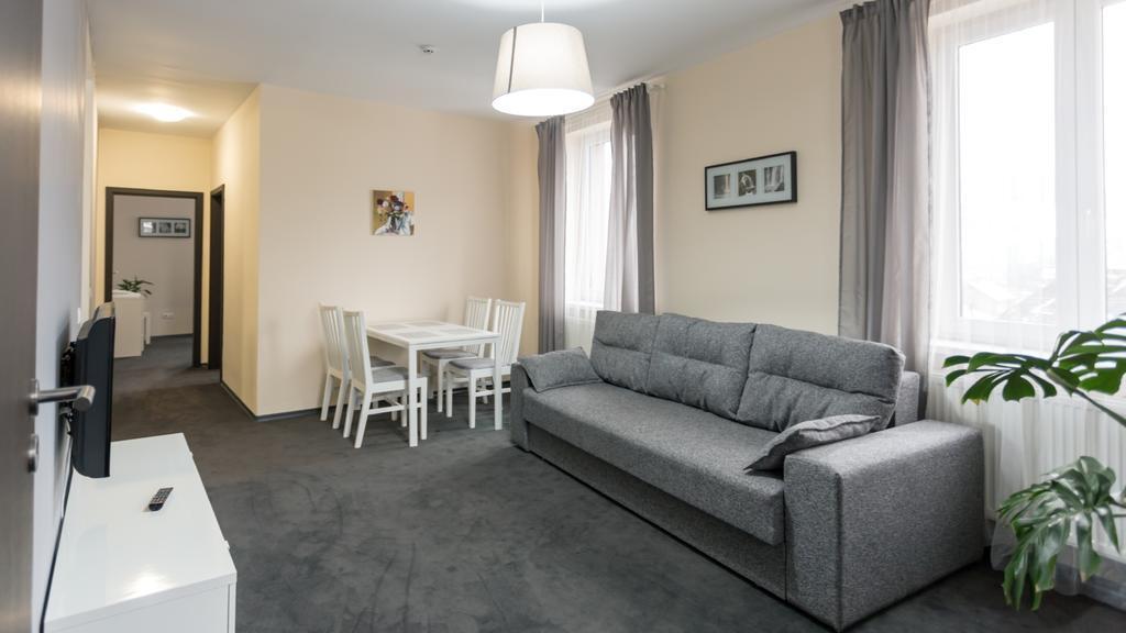Rakhiv Hotel & Apartments Extérieur photo