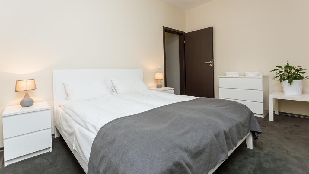 Rakhiv Hotel & Apartments Extérieur photo