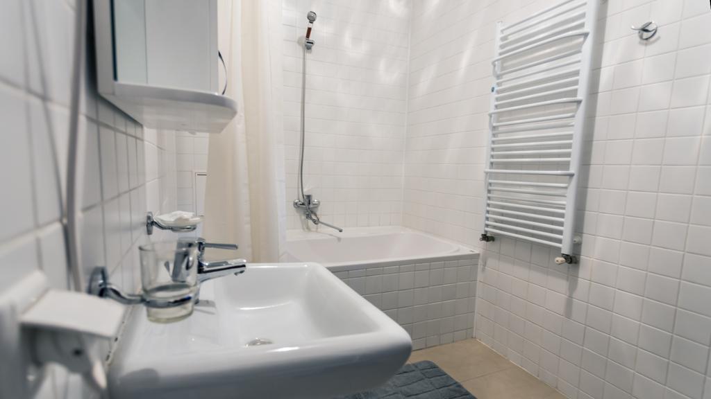 Rakhiv Hotel & Apartments Extérieur photo